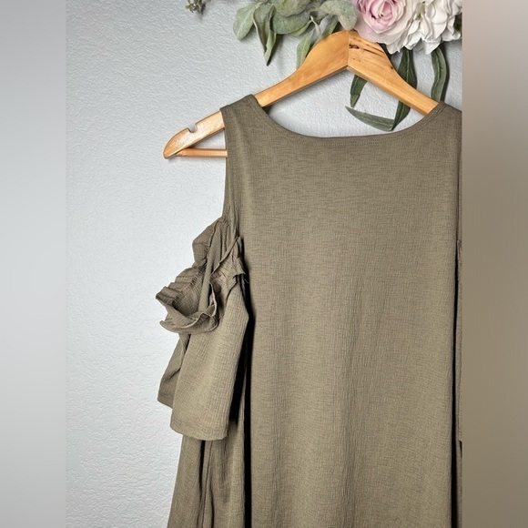 Lauren Conrad‎ Olive Green Off Shoulder Dress Size M - Picture 10 of 12